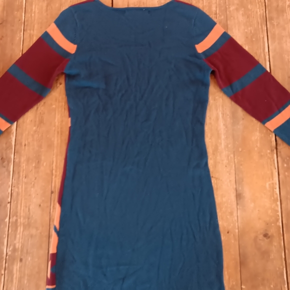 Dress - Picture 2 of 2